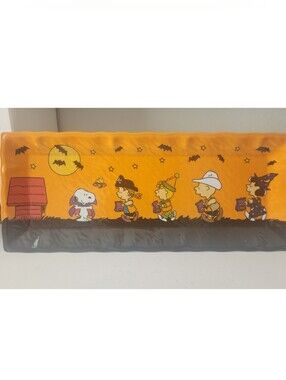 Peanuts Halloween Trick-or-Treat Table Plastic Platter - Orange & Black 19 X 8in